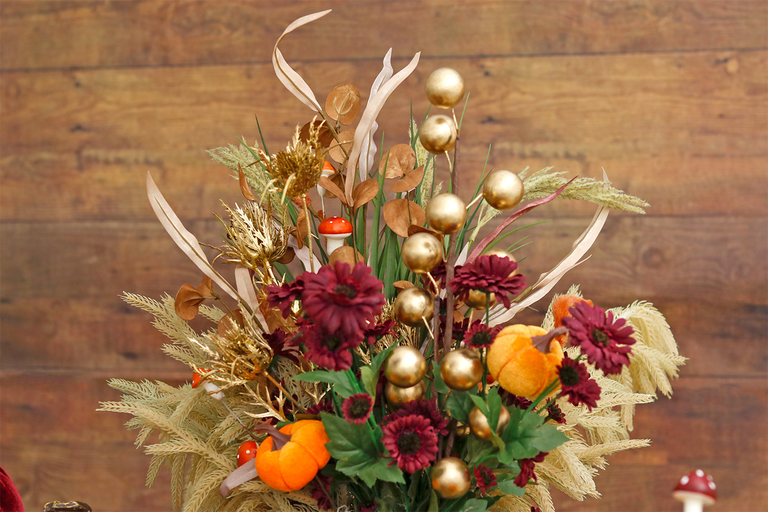 Enchanted Autumn Pumpkins Focal Point