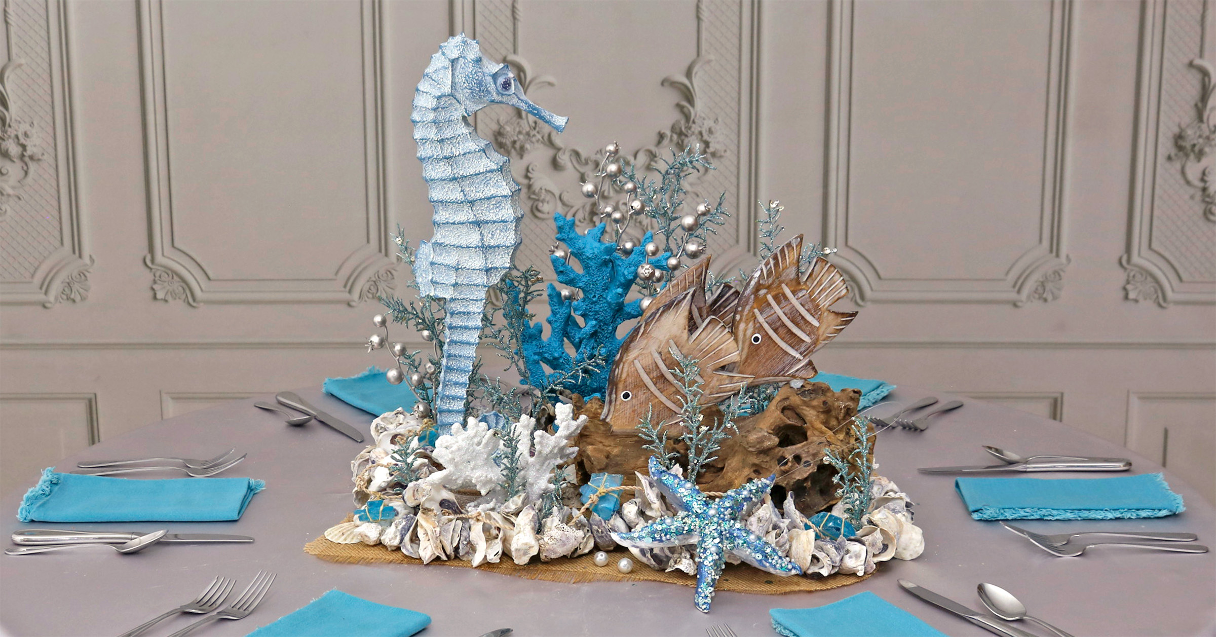 Ocean Bubbles Seahorse Centerpiece
