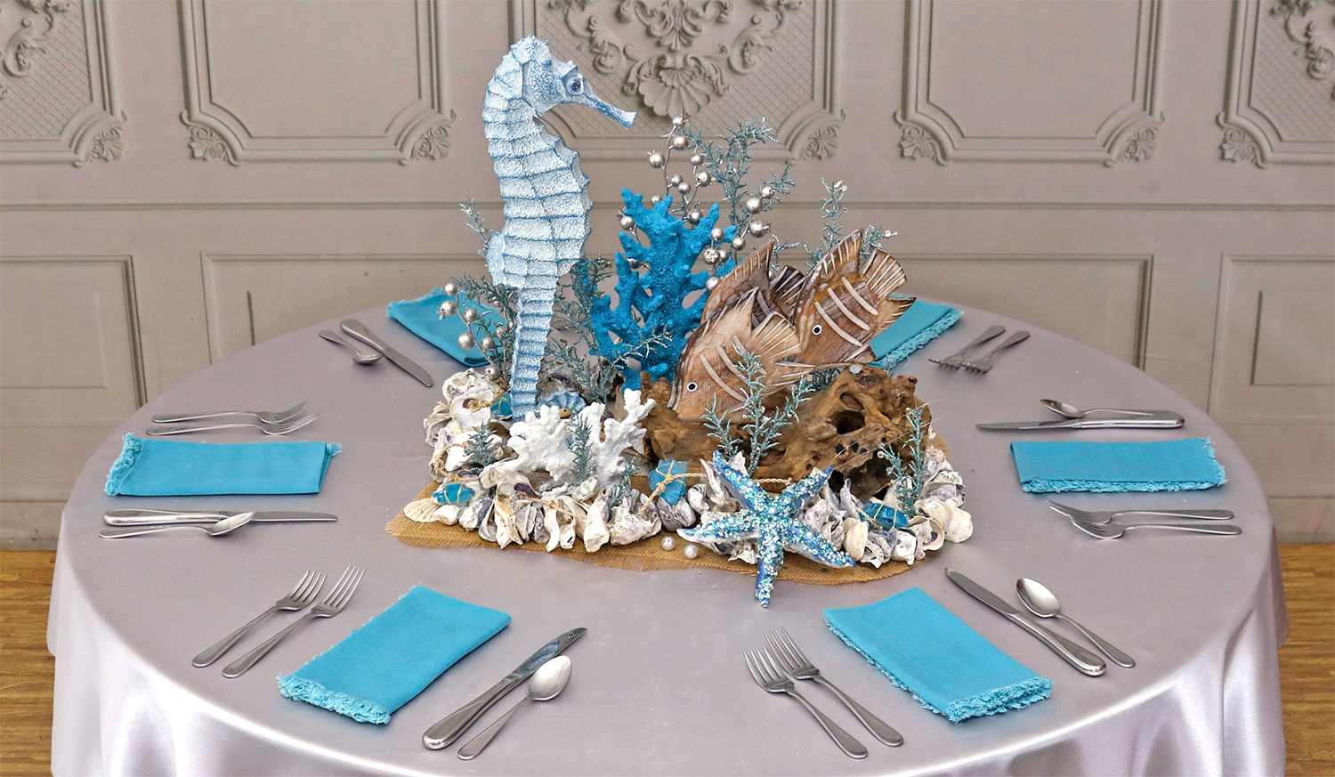 Ocean Bubbles Seahorse Centerpiece